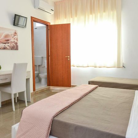 Blu Bed Salento Hotel Torre Lapillo Eksteriør billede